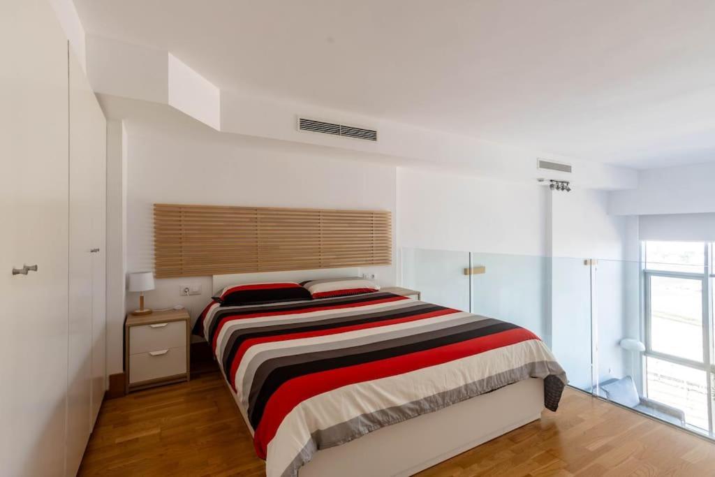 Ferienwohnung Duplex Loft Apartamento Con Parking Gratis Valencia Exterior foto